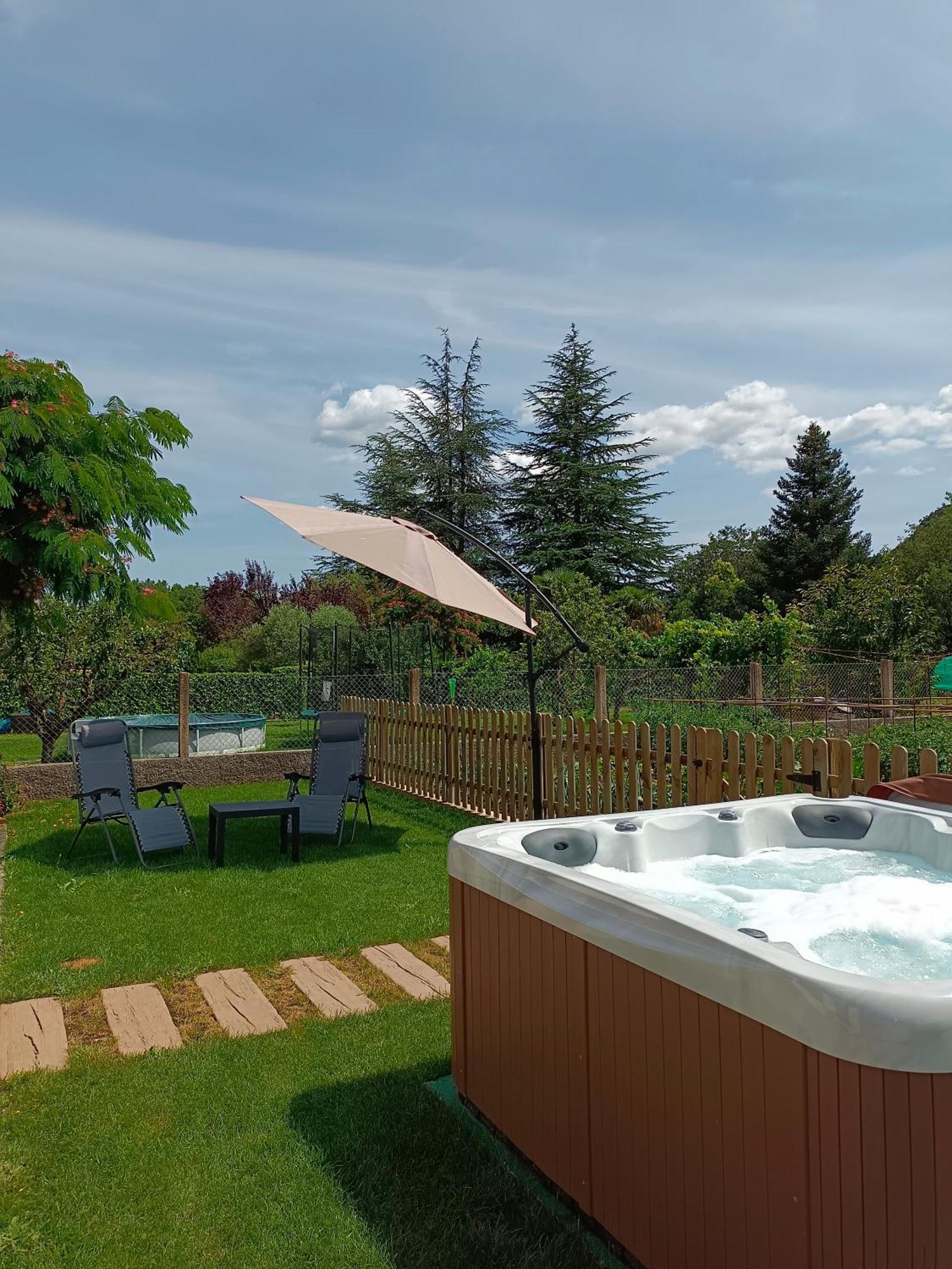 Apartamento Rural Casa Paco Con Jacuzzi Exterior Y Barbacoa Aínsa Eksteriør billede